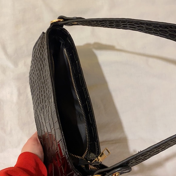 Purse - Picture 2 of 2